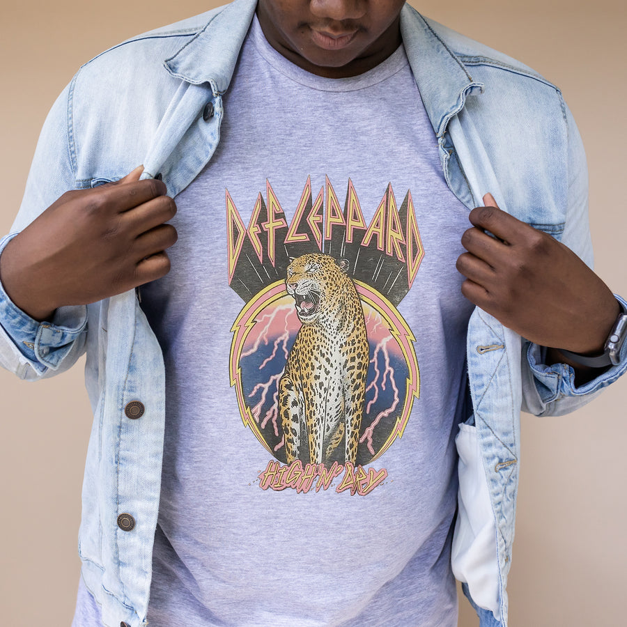 Def Leppard Unisex T-shirt