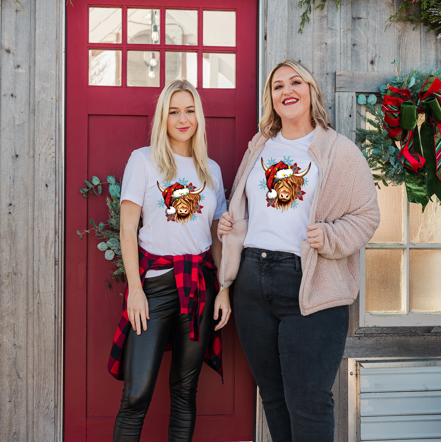 Highland Cow Christmas Unisex T-shirt